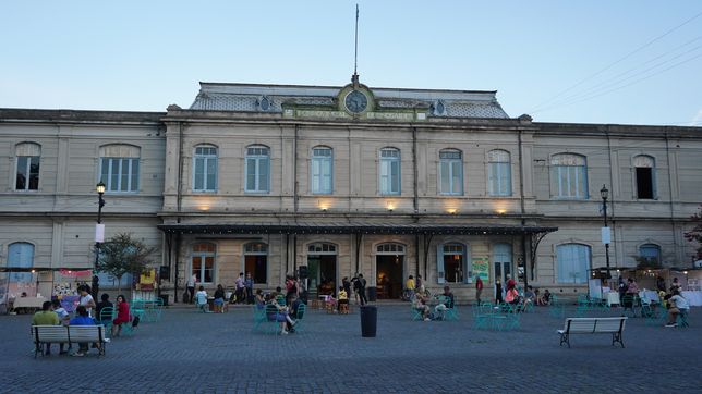 millonario robo en la estacion provincial: ladrones escaparon con valiosos equipos