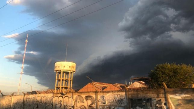 calor, humedad y alerta amarilla por santa rosa: ¿como sigue el clima en la plata?