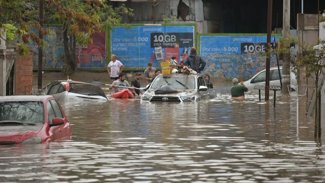 ya son 13 los muertos contabilizados en bahia blanca por el temporal