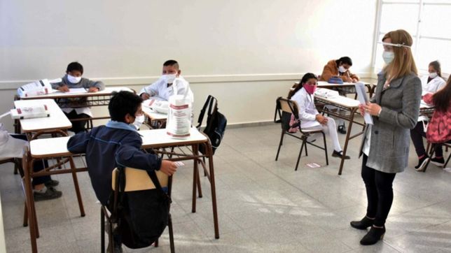 docentes aceptaron la oferta salarial: ¿como sera el cronograma de aumentos?