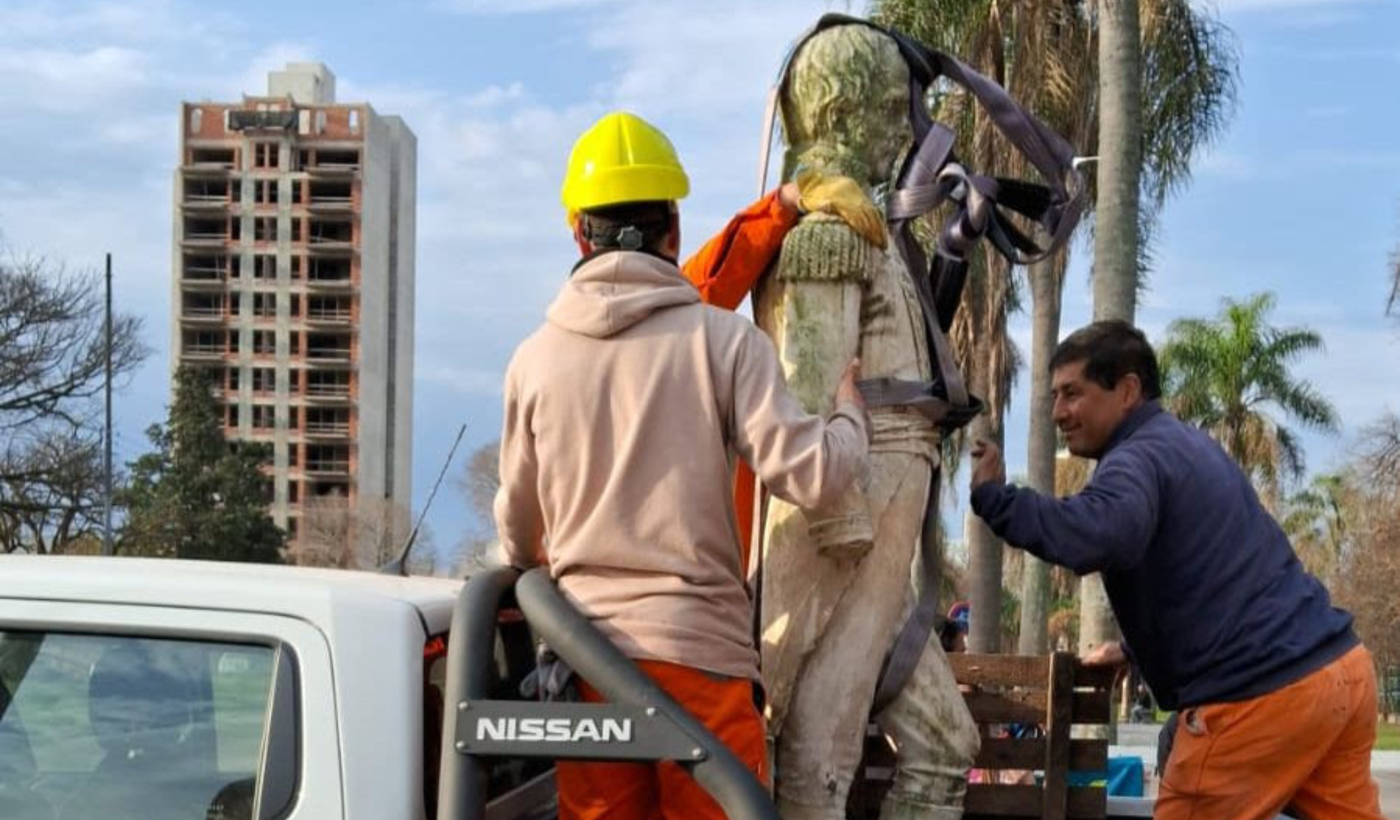 Parque Saavedra remodelación monumento