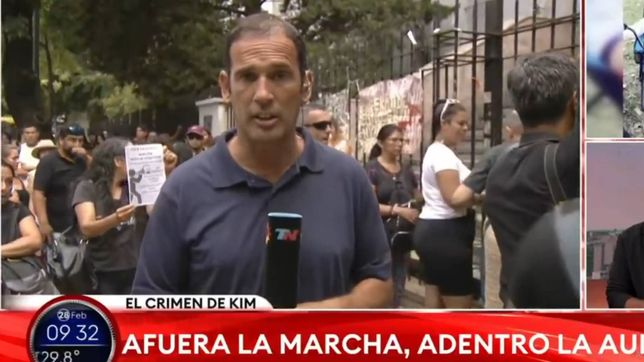 video: un periodista se quebro al aire mientras cubria la muerte de kim gomez y conmovio a todos