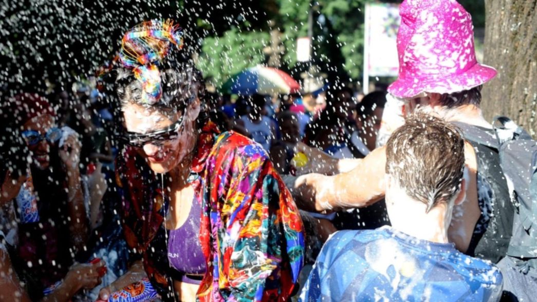 Murgas, desfiles y shows: así se festejará el Carnaval de la Repu