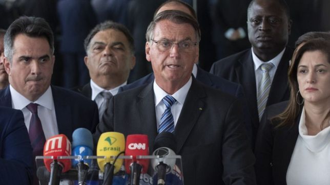 jair bolsonaro no reconocio la derrota y aseguro que actuara dentro de la constitucion