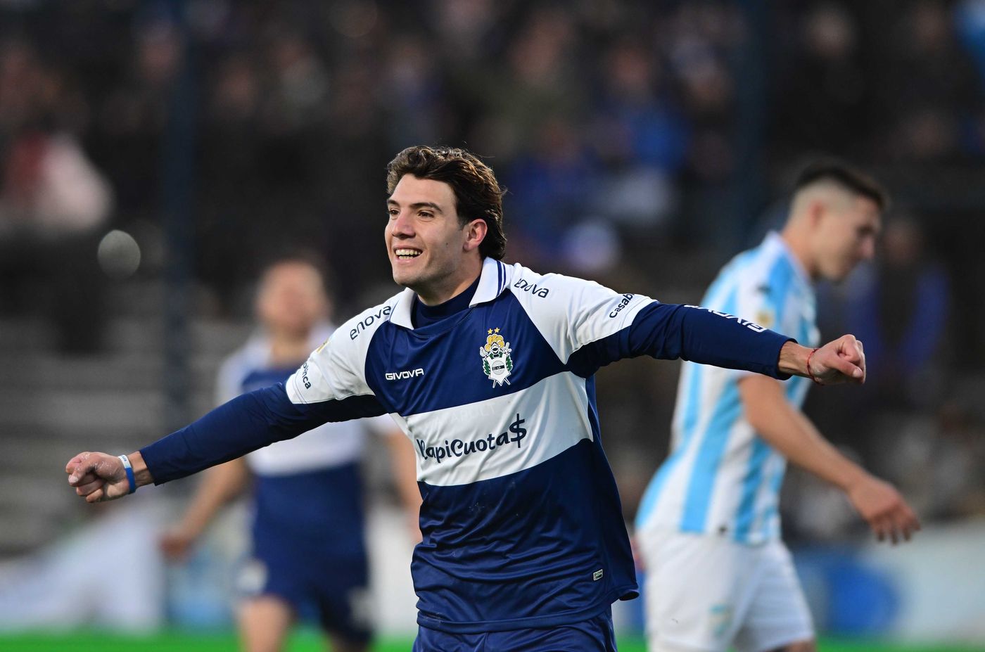 Manuel Panaro se consolida como figura en Gimnasia Manuel Panaro se consolida como figura en Gimnasia