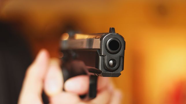 jose leon suarez: un nene baleo a un vecino en el pecho