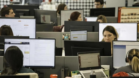 La Provincia ya tendría definida la propuesta salarial para los estatales y define una nueva reunión La Provincia ya tendría definida la propuesta salarial para los estatales y define una nueva reunión