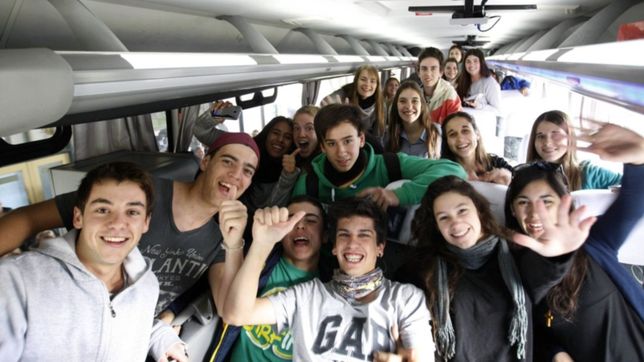 lanzaron la nueva edicion de los viajes de egresados gratuitos para alumnos bonaerenses