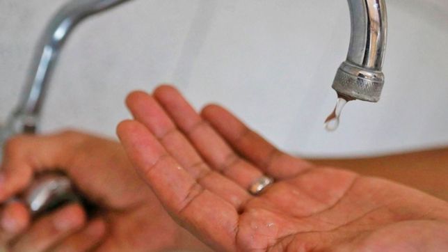 problemas con el agua en la plata: concejales del frente de todos se reunieron con absa