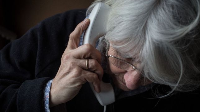 en medio de la suba de casos de covid, siguen las estafas sobre la vacunacion en la plata