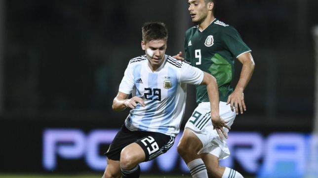boca quiere seducir a foyth y sumarlo al equipo de gustavo alfaro