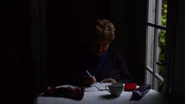 a tres dias del historico apagon, los vecinos de la loma pasaron toda la noche sin luz