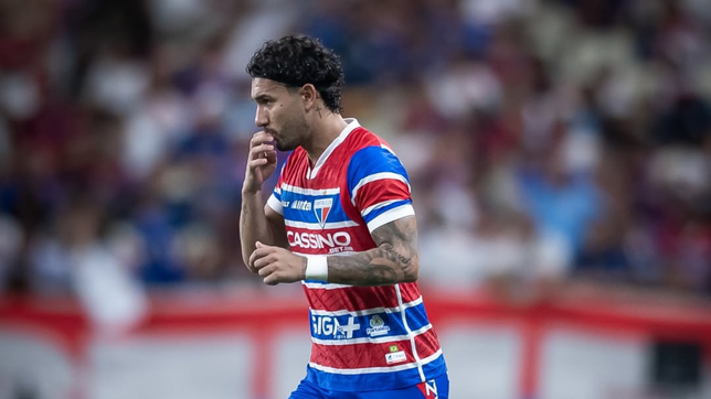 mientras lo busca estudiantes, mancuso jugo en un puesto poco habitual en la goleada de fortaleza