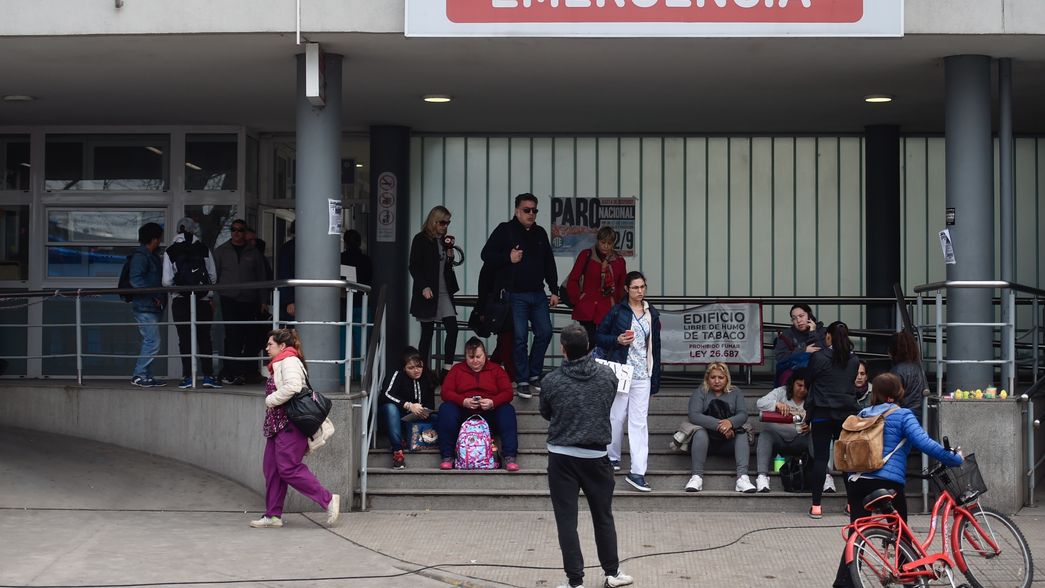 Provincia advirtió que creció un 20% la atención en hospitales públicos tras el ajuste de Javier Milei