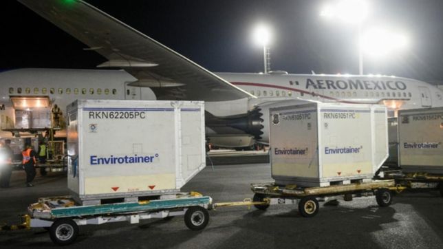 comienzan distribuir 680.000 dosis de astrazeneca: ¿cuantas recibira cada provincia?