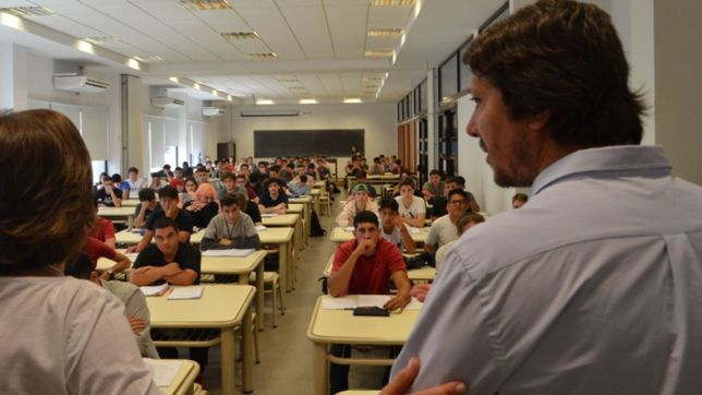la facultad de ingenieria se adelanta y dara matematica para estudiantes secundarios