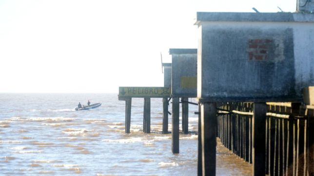 encontraron un cuerpo en el rio de la plata en medio de la busqueda de los pescadores