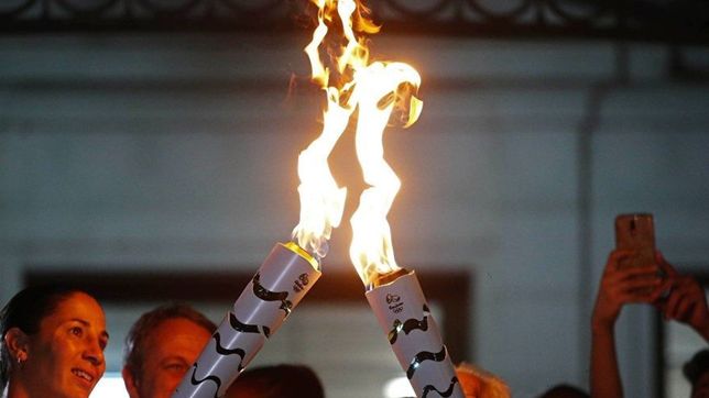 ¿quienes son los 14 deportistas platenses que llevaran la antorcha olimpica en la plata?