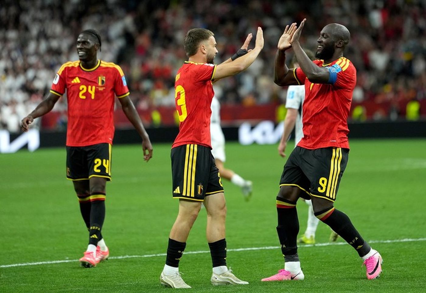 Bélgica ganó y terminó primero en el grupo G