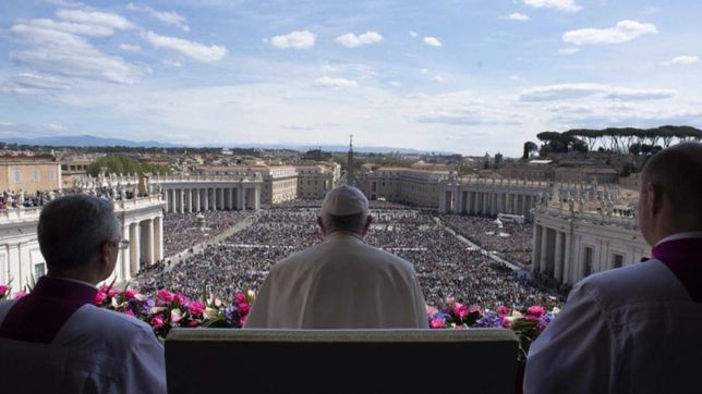 en su mensaje de pascua, el papa pidio por paz en ucrania y en todo el mundo