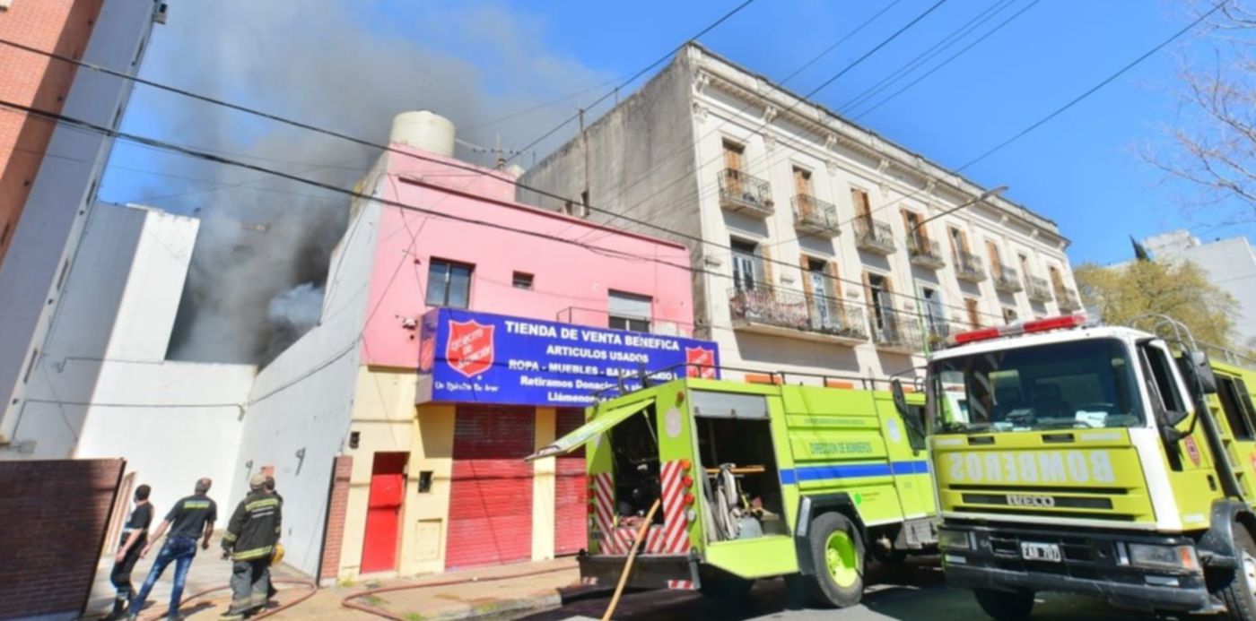 1568826280819.jpeg?rotate=0&scaleX=1&ow=1232&oh=820&scaleY=1&x=3&y=207&width=1226&height=613&&cw=1920&ch=950