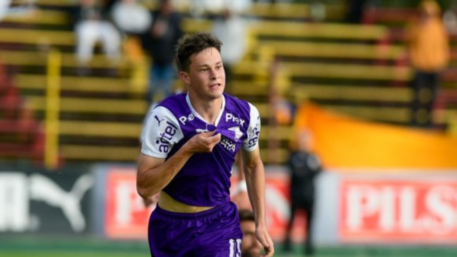 abaldo se sumo a los entrenamientos en defensor sporting mientras cierra la salida de gimnasia