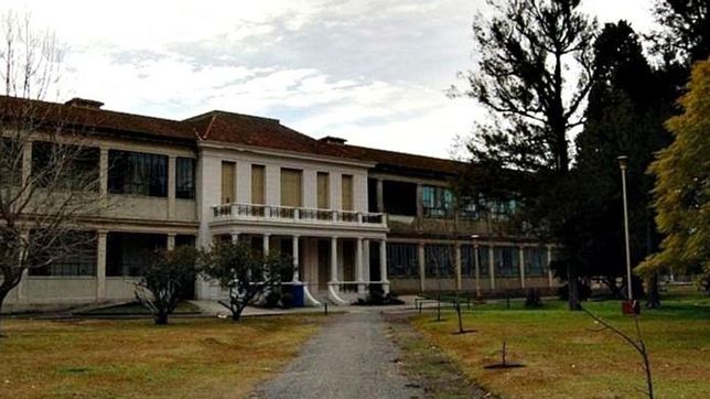 preocupacion por un foco de coronavirus en el hospital el dique de ensenada