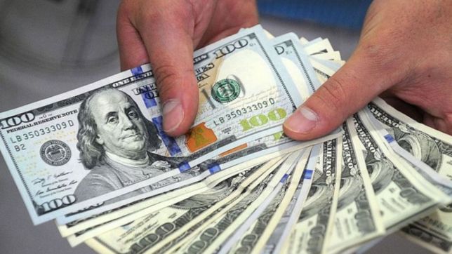 tras la renovacion del cupo, quienes pueden comprar hasta 200 dolares