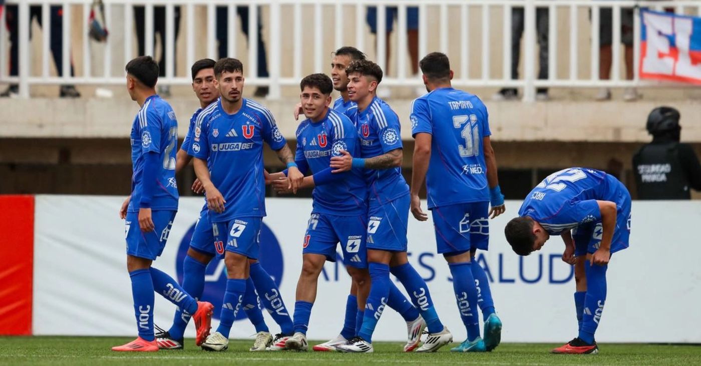 Universidad de Chile festejo gol.jpg