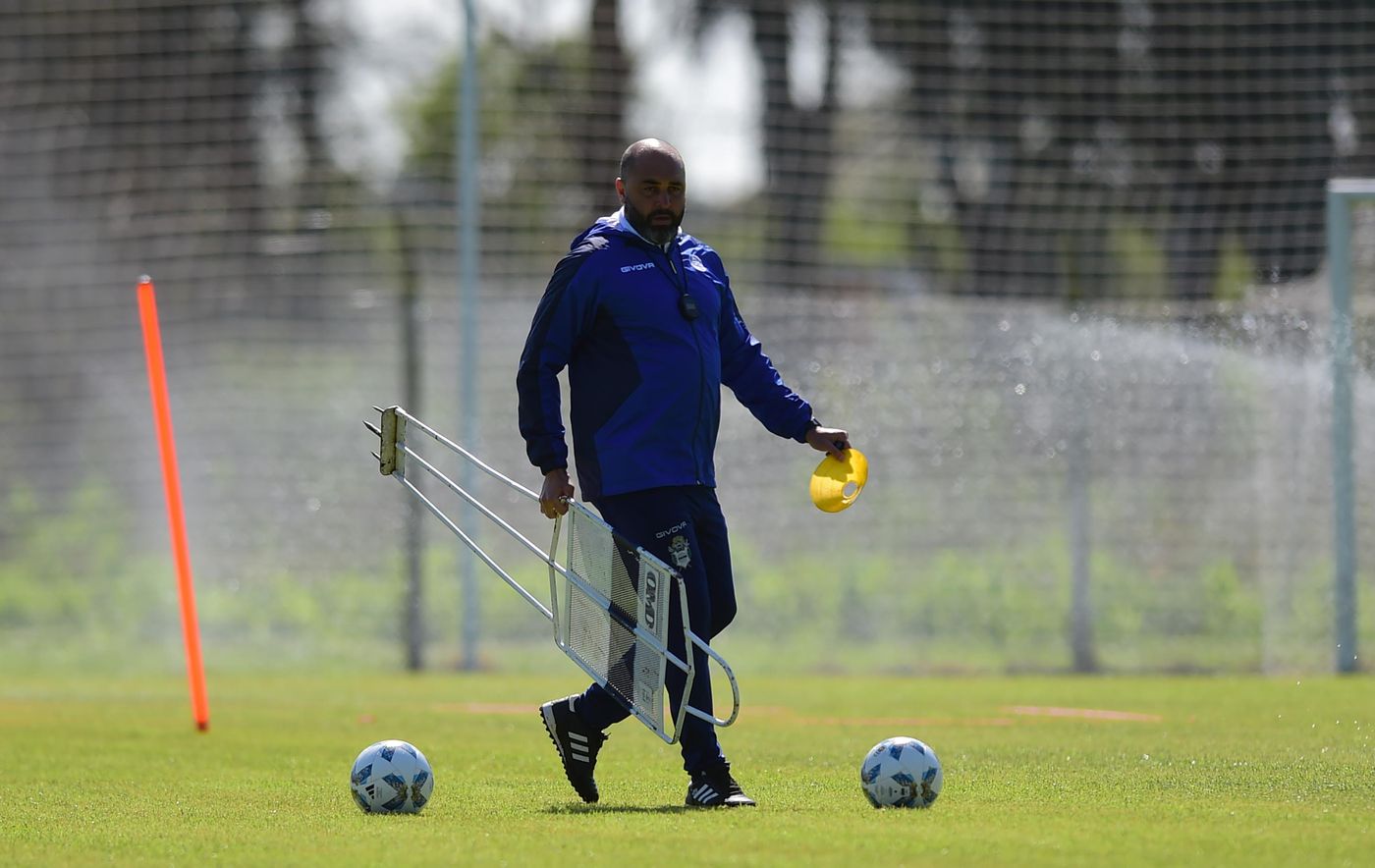Entrenamiento Gimnasia Méndez.jpg