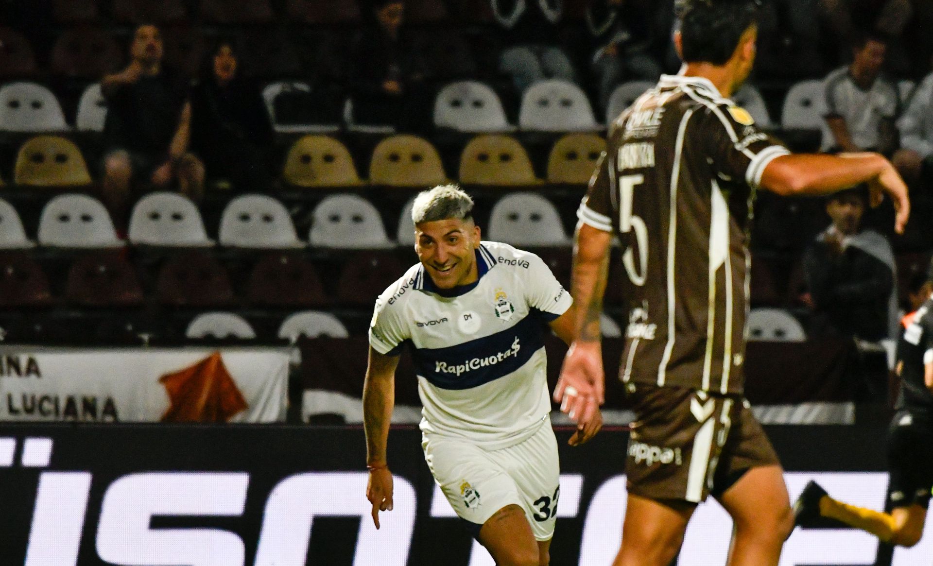Gimnasia Platense Torres festejo gol (2)