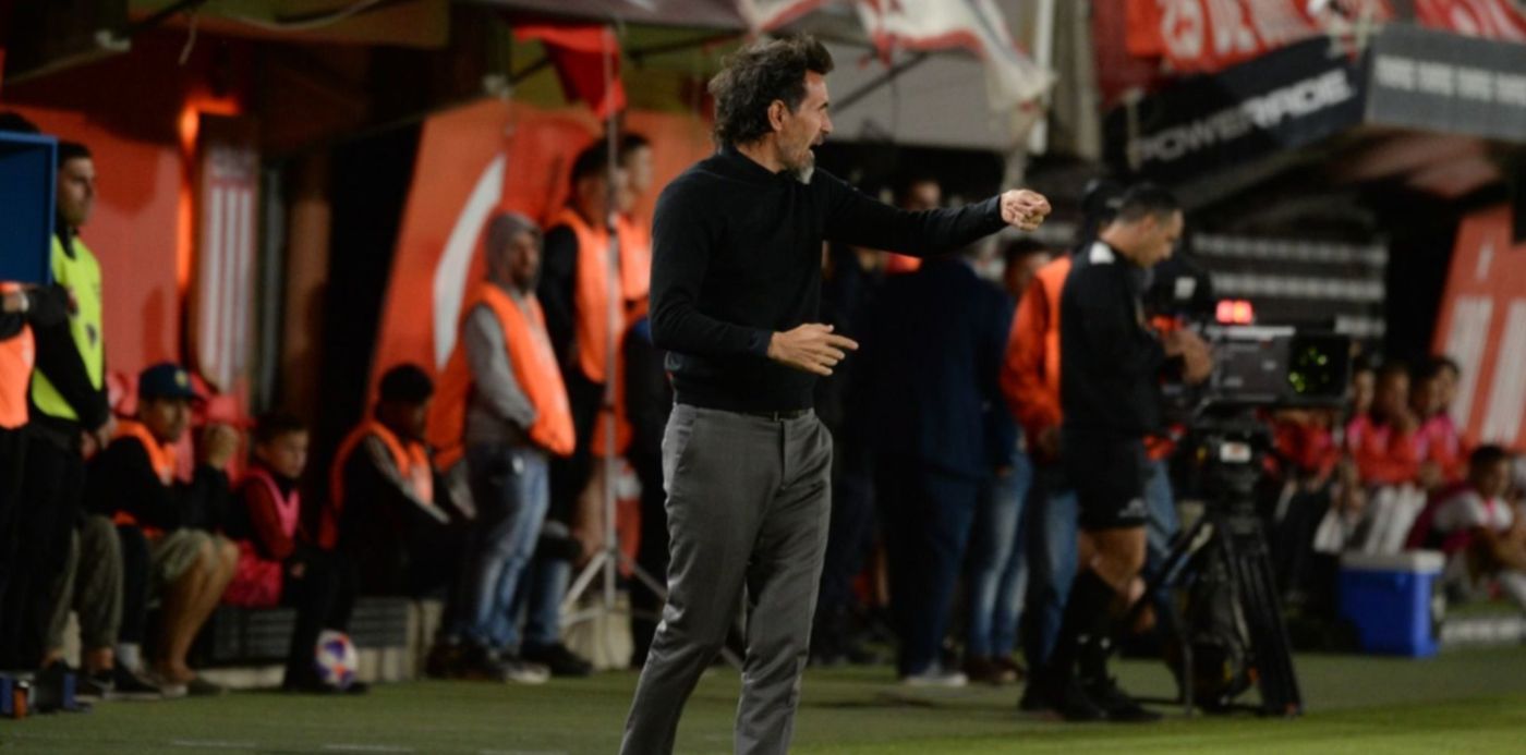 Estudiantes Newell`s - Estudiantes Newell