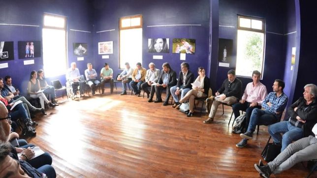 dialogo social: buscan llegar a mas gente con alimentos y presionar por la tarifa social