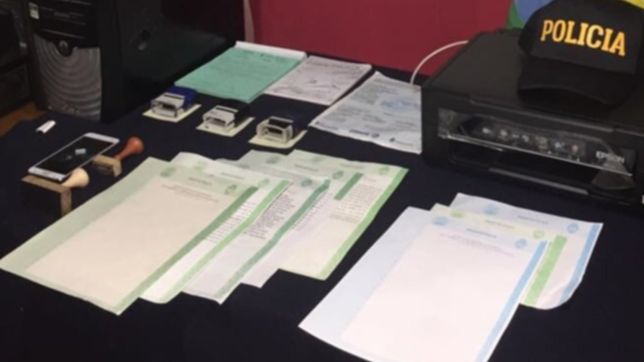 cayo la falsa escribana platense que truchaba declaraciones juradas y titulos de propiedad