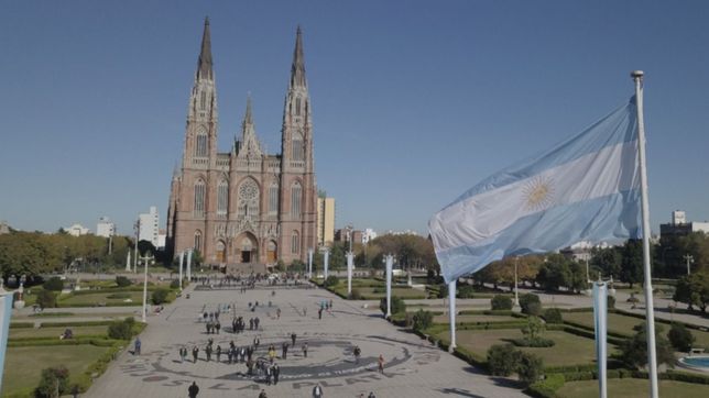 tedeum, pastelitos y patio de comidas: la agenda de actividades para el 9 de julio