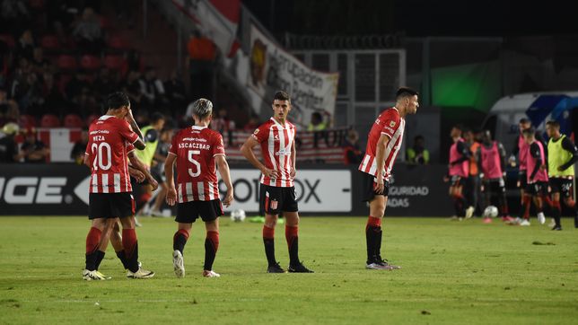 estudiantes no pudo con platense en uno y se quedo sin invicto