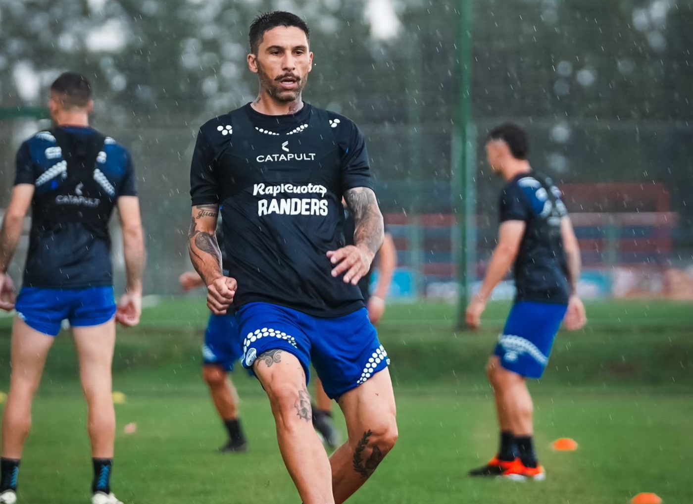 Gimnasia entrenamiento Rosario.png