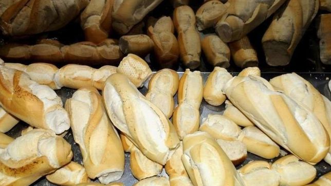denuncian que suspendieron la venta de harina y el kilo de pan podria llegar a $140
