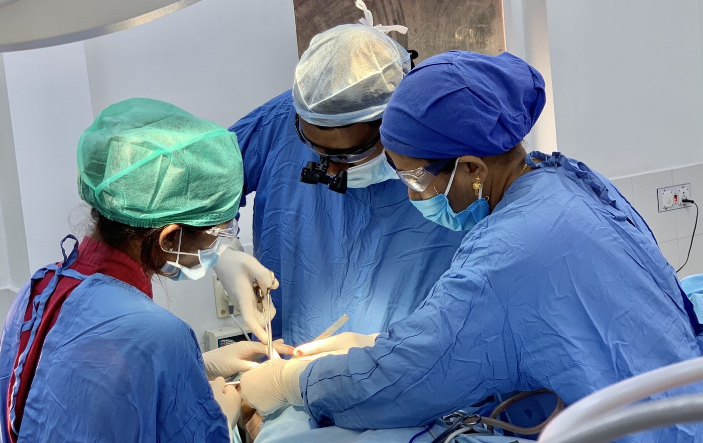Cirugías Operaciones (2).jpg