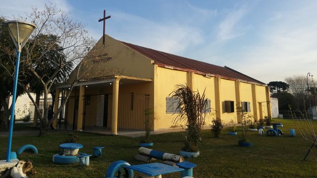 ladrones robaron y vandalizaron la parroquia san cayetano de berisso