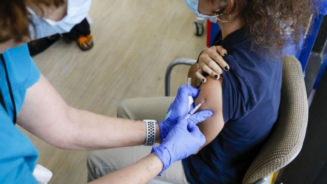 arranca la vacunacion para chicos de entre 12 y 17 anos en la provincia