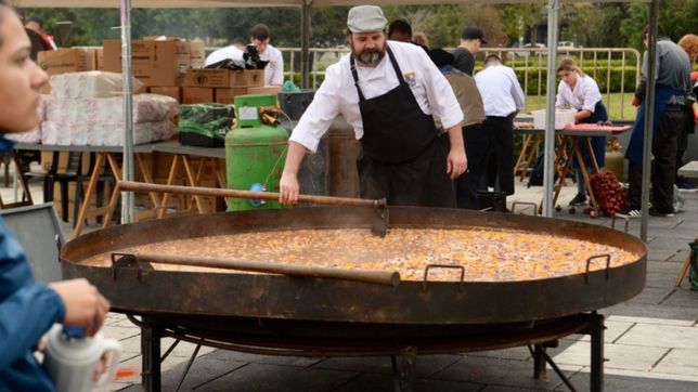 locro solidario: se vendieron miles de porciones a beneficio del hospital san martin