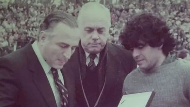 fallecio el historico dirigente de gimnasia que llevo a maradona al bosque