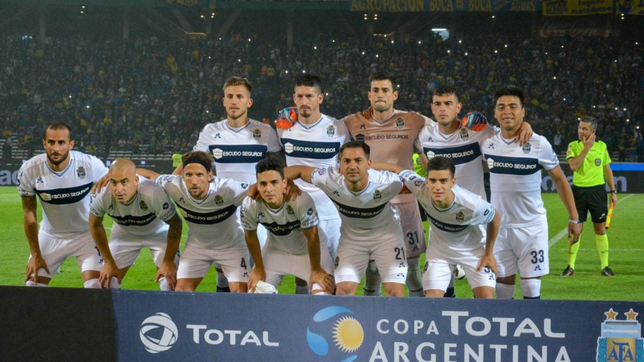 un exjugador de gimnasia podria jugar con lionel messi en el inter miami