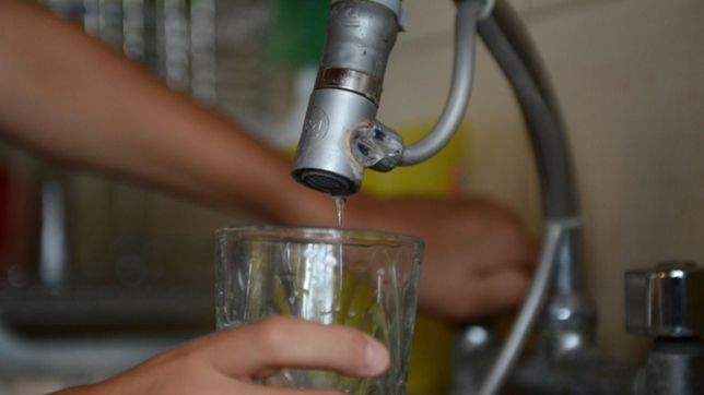 por cambios en las canerias puede haber baja presion de agua en varias zonas de la plata