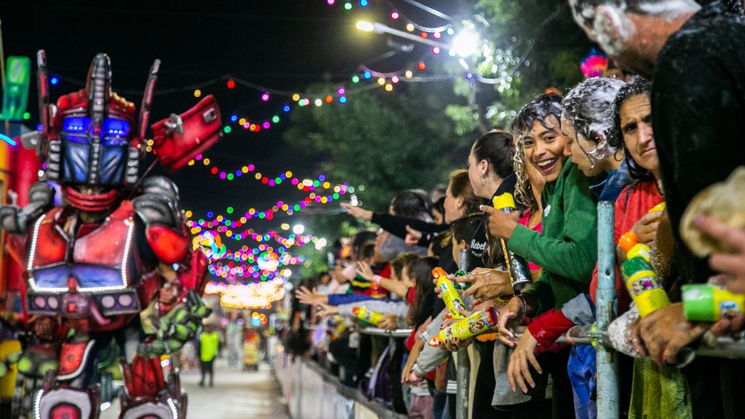 Los cinco lugares de la provincia para escaparse desde La Plata y festejar el carnaval