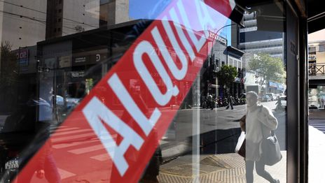 La mitad de los comercios de La Plata ya sufre más la baja de las ventas que la inflación La mitad de los comercios de La Plata ya sufre más la baja de las ventas que la inflación