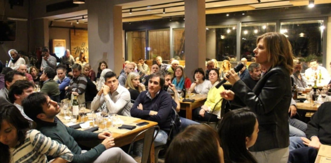 1568661271269.jpeg?x=9&y=160&height=633&rotate=0&ow=1280&width=1266&scaleX=1&scaleY=1&oh=853&&cw=1920&ch=950