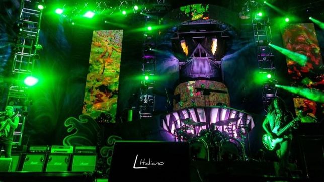 el dia que la renga quiso tocar en la plata pero no pudo por motivos politicos