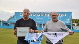 villa san carlos declaro socios honorificos a los miembros de una familia que fue victima de la dictadura villa san carlos declaro socios honorificos a los miembros de una familia que fue victima de la dictadura